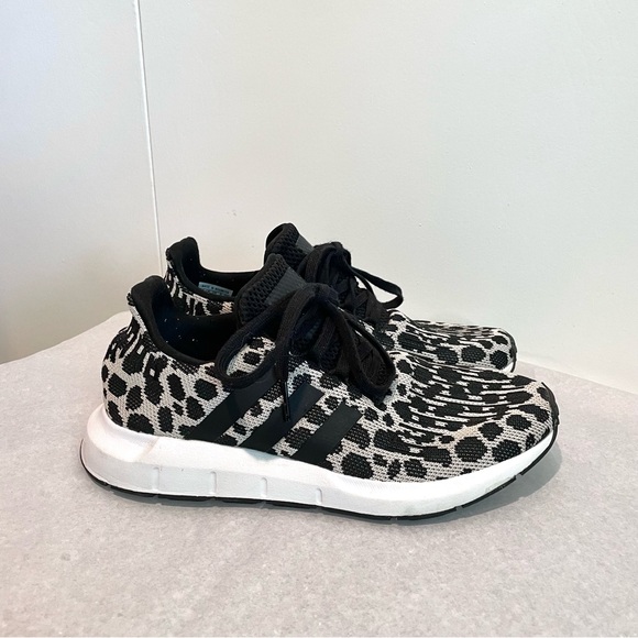 Adidas Swift Run Leopard Cheetah Print Knit Sneaker - Picture 1 of 12